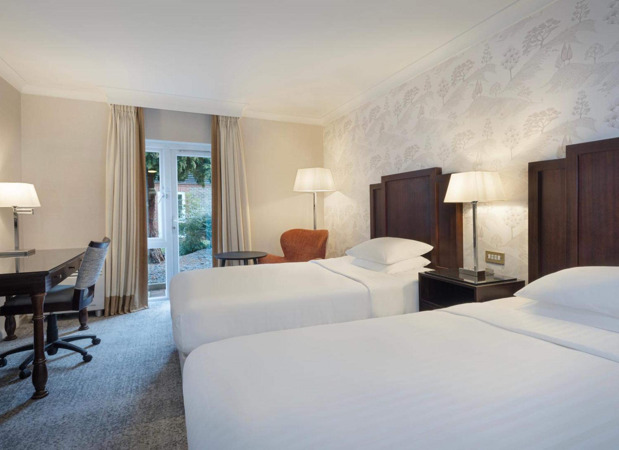 Twin Room,1544084131:JPEG